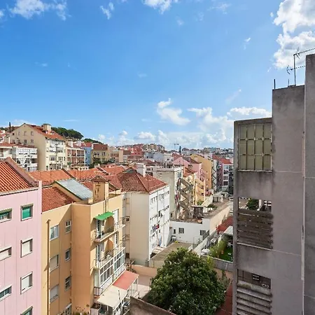 Charming 3 Suites With Terrace Апартаменты Лиссабон