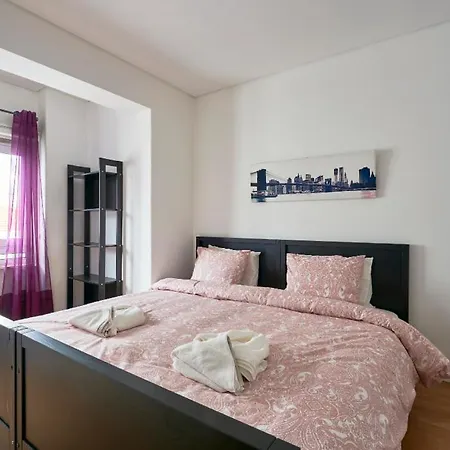 Apartment Charming 3 Suites With Terrace Lisbon